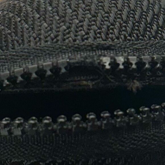 Costa Del Mar Textured Zipper Soft Lined Eyeglass Sunglasses Case Black OS - Picture 7 of 7